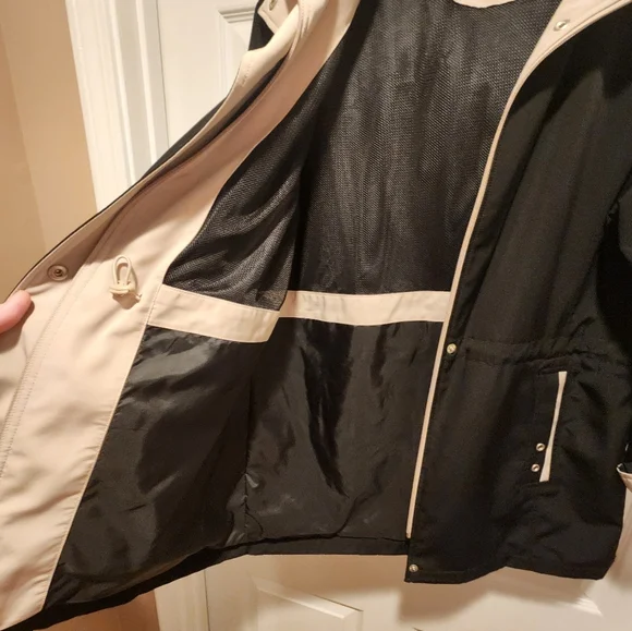 Liz Claiborne Large Alweather Coat - Picture 4 of 5